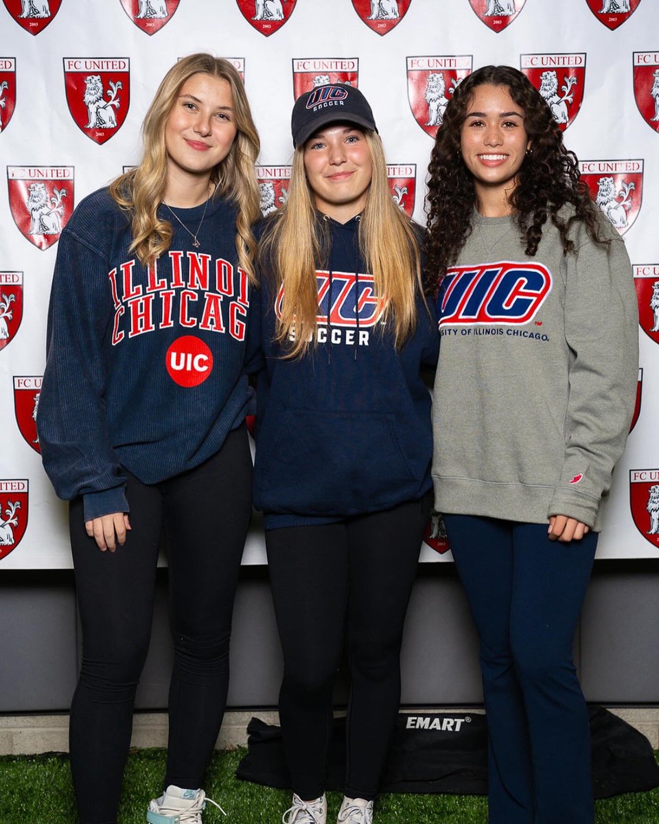 Officially a flame🔥
<a href="/UIC_WSOC/">UIC Women's Soccer</a> 
<a href="/ChicagoFCUnited/">Chicago FC United</a> 
<a href="/GAcademyLeague/">Girls Academy</a>