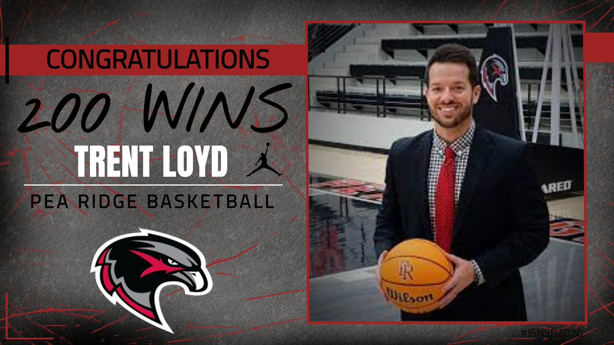 Coach_HNeal's tweet image. He is going to be upset with me but IDC! Things like these need to be recognized. I am happy to have been along side of you and watched most of these! One of the best coaches around and proud to call friend! Congrats @Coach_TLoyd Blackhawks invested in a winner years ago! #200W