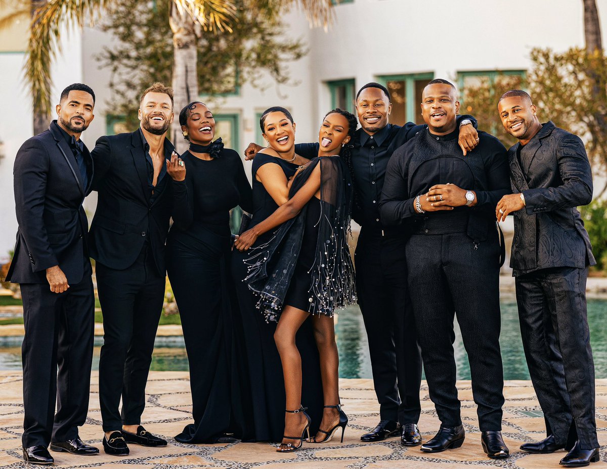 he_man_82's tweet image. When ya favorite cast heard the strike is over!!!🎊🎉 #SagAftraStrike #SAGAftra