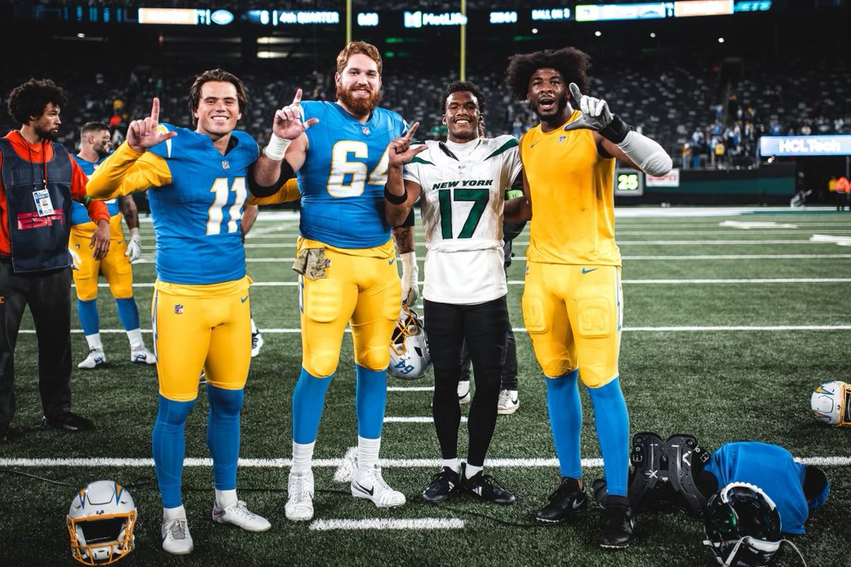 Hank Carter tweet media