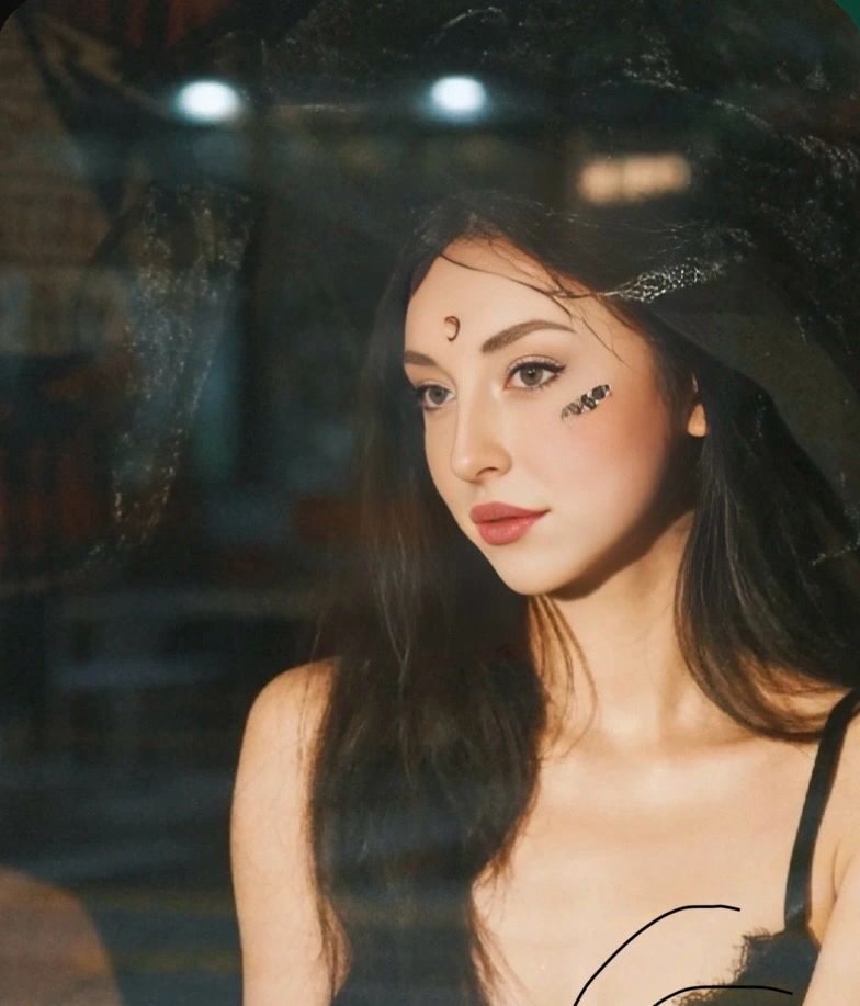 Youth is limited, but wisdom is infinite. Take advantage of your short youth to learn infinite wisdom.