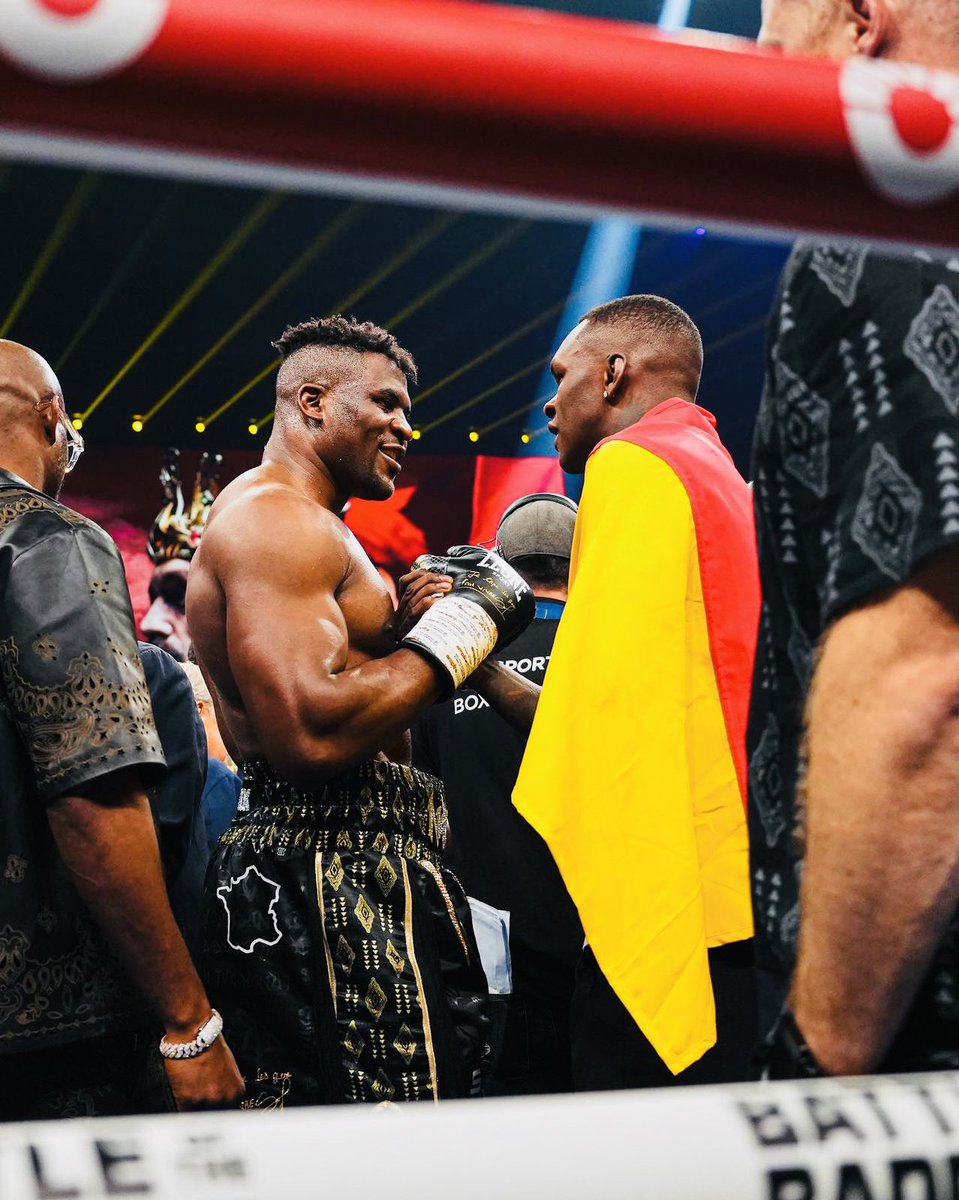 Israel Adesanya tweet media