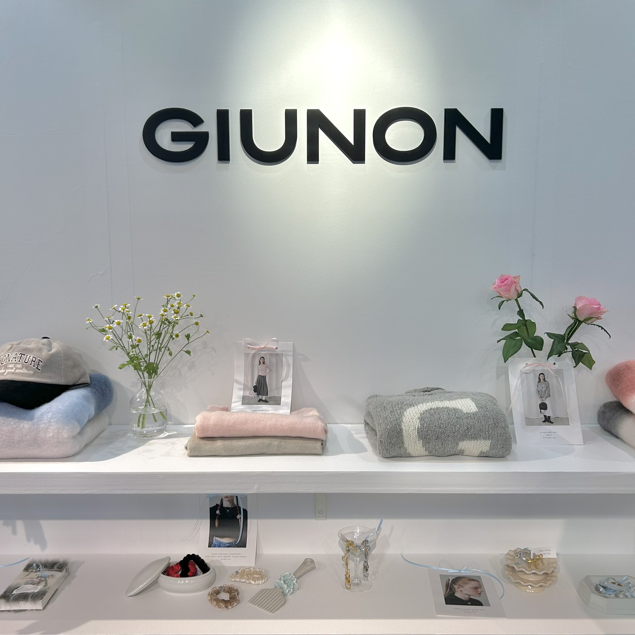 【anuans】ルミネ新宿店限定✨ロールアップデザインデニム♡希少完売品 XS anuans】ルミネ新宿店限定✨ロールアップデザインデニム♡希少