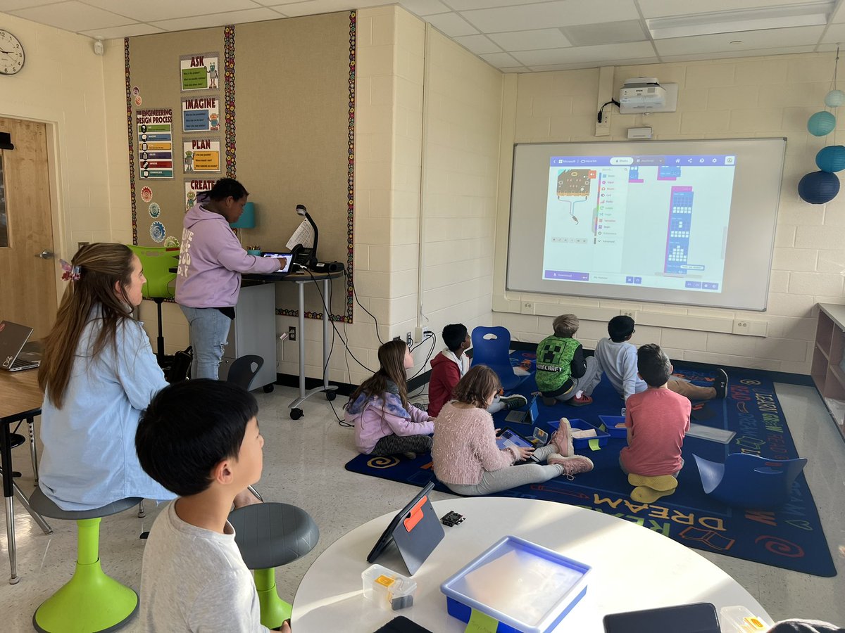 Janine Twaddle tweet media