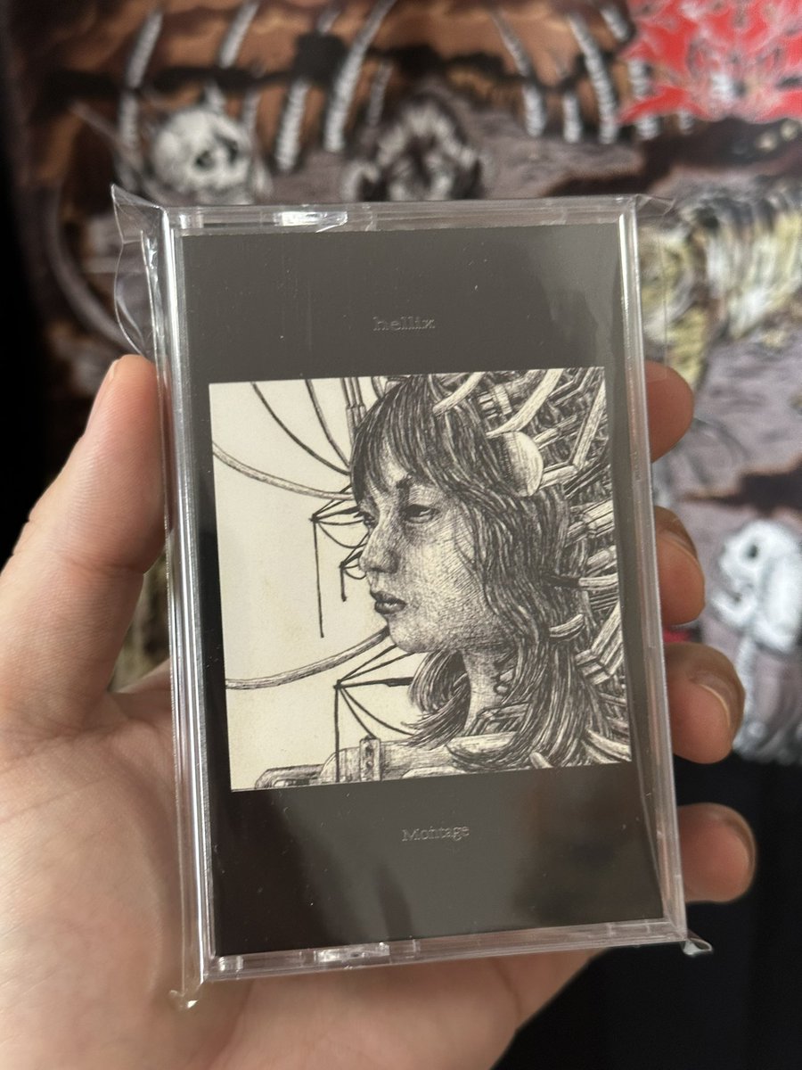shishineko44225's tweet photo. #Nowplaying
#hellix
#Montage
#cassettetape
やめられねぇ! https://t.co/qfYEoHPFHO