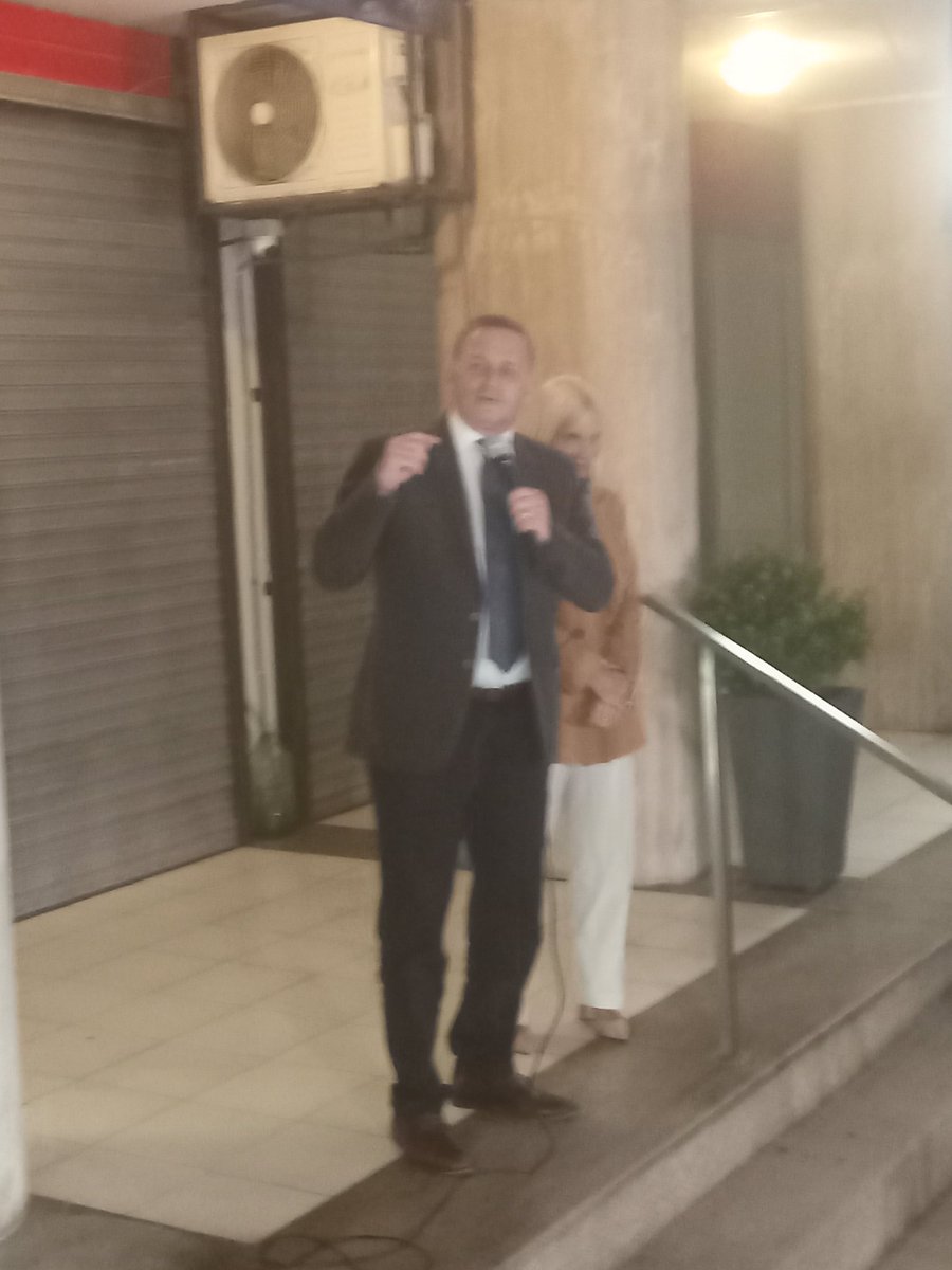 Nos vinimos un dia antes acompañar a <a href="/beatrizargimon/">Beatriz Argimón</a> y la inauguracion del local de los jovenes! <a href="/MartinLemaUy/">Martin Lema</a> <a href="/AlvaroDelgadoUy/">Alvaro Delgado</a> <a href="/LuisLacallePou/">Luis Lacalle Pou</a> <a href="/PNACIONAL/">Partido Nacional</a> <a href="/IturraldeVPablo/">Pablo L. Iturralde Viñas</a>