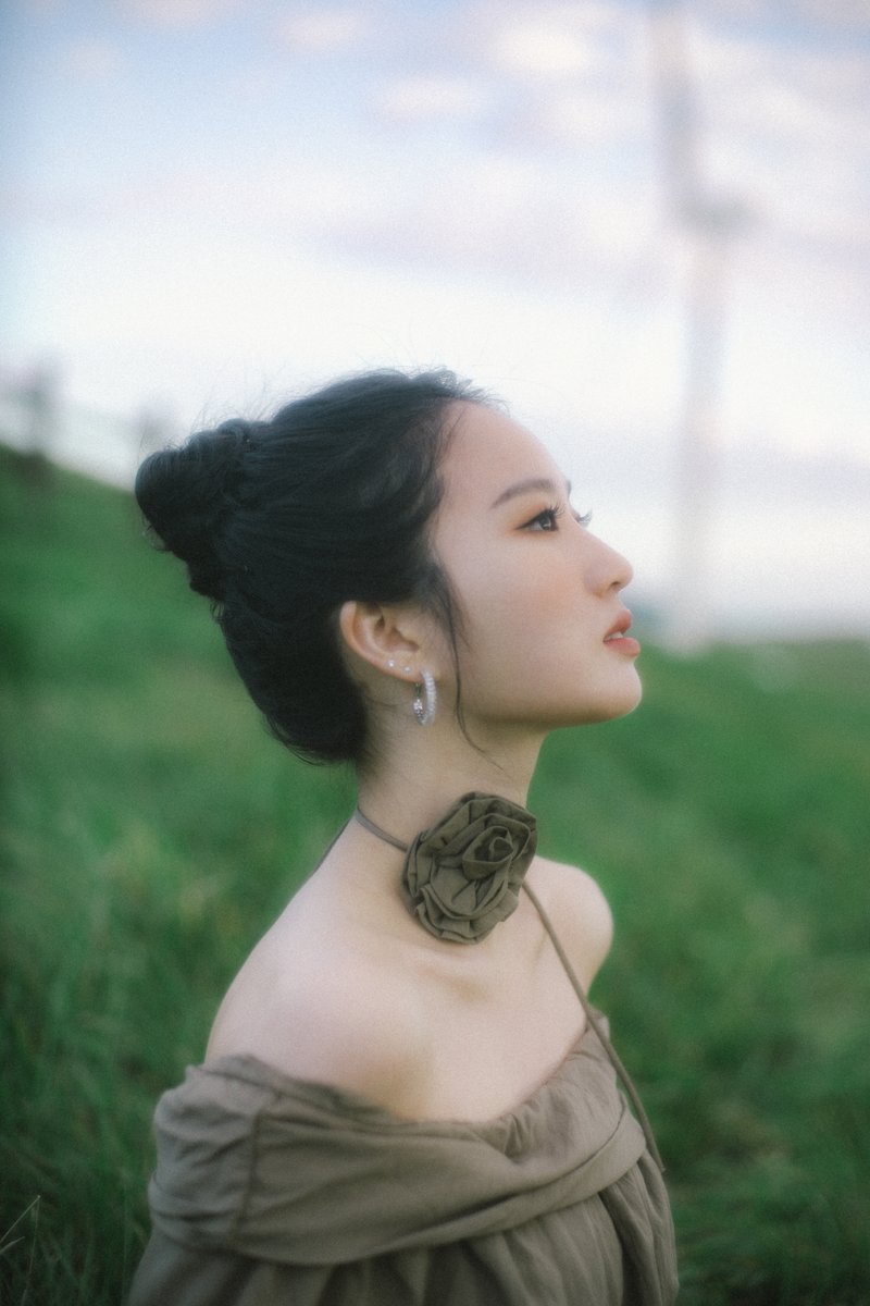 3ye_official's tweet photo. 3YE 'LOCO' MV Image #YUJI

3YE Digital Single〖LOCO〗
🎧 2023.11.16 6PM KST

#3YE #LOCO #DigitalSingle
#YUJI #YURIM #HAEUN
#써드아이 #로꼬 #디지털싱글
#유지 #유림 #하은 https://t.co/j7VsLBw6w6