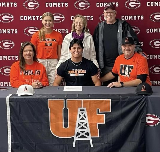 JackHartman42's tweet photo. Officially an Oiler!! 
Thank you to my family, coaches and everyone that helped me accomplish this goal. 💪⚾️🛢️ #OilerNation #GoOilers @UF_Baseball_ @Coach_Merriman @mpalm7

#onceacometalwaysacomet https://t.co/5LnaUEiRVs