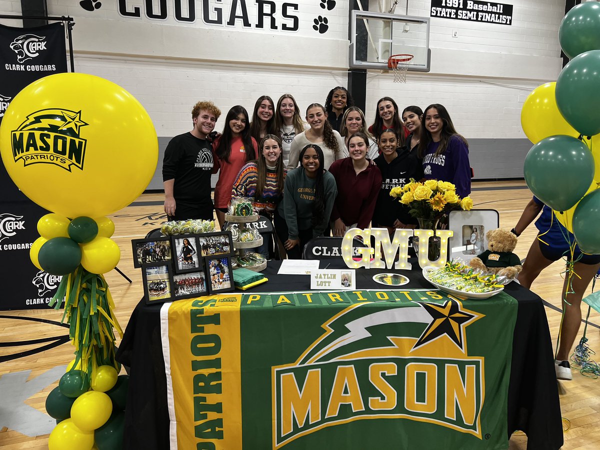 Clark Cougar Volleyball tweet media