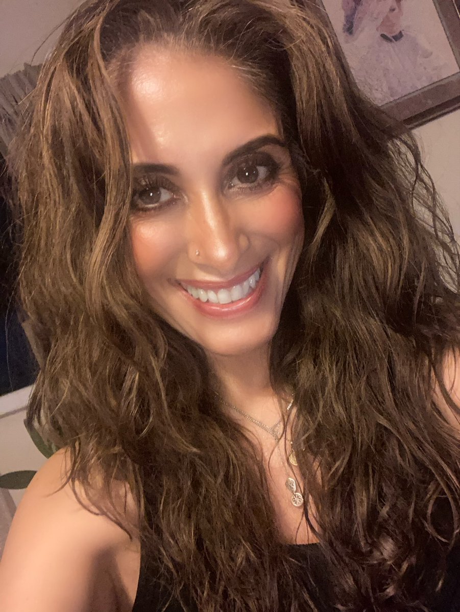 Elizabeth Meza tweet media