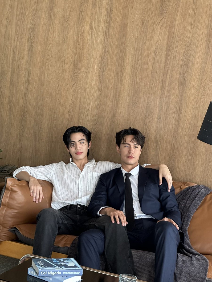 Jeammaz's tweet photo. หล่อทุกช็อตสุดๆ ชมเองไปเลย😂 #ManTrisanu #BenBunyapol #ManBen #แมนเบน #ค่อยๆรัก https://t.co/NehoQBhva0