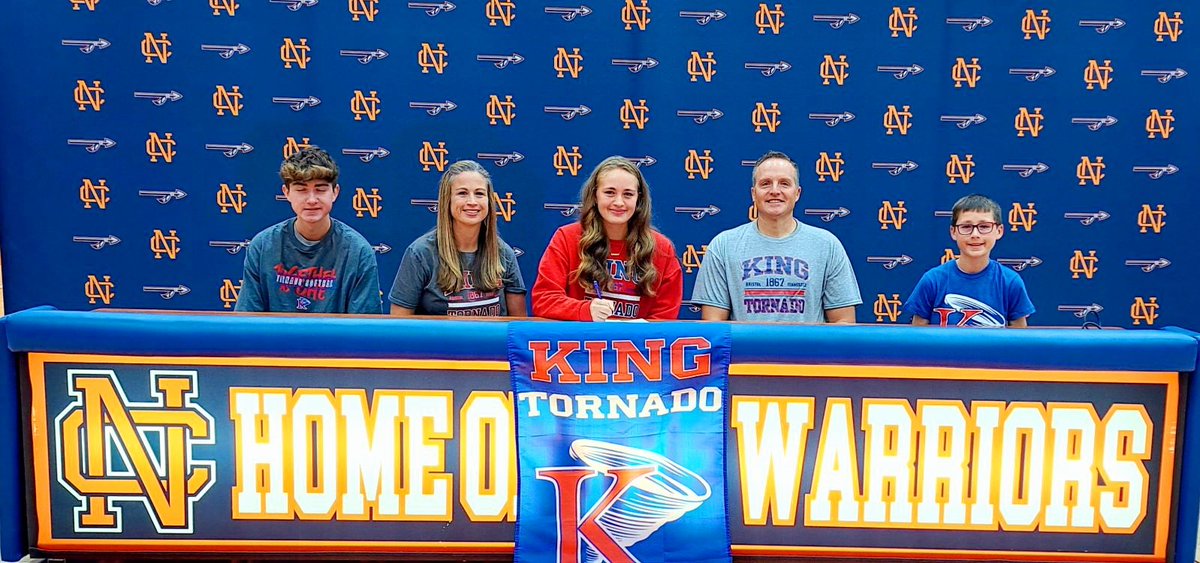 Officially a Tornado!!🌪💙❤️
<a href="/KingU_Softball/">King University Softball</a> <a href="/kyleighmpayne/">Kyleigh Payne</a> <a href="/CoachDParks1/">Danielle Parks</a> <a href="/nchswarriors/">North Cobb Athletics</a> <a href="/NCHSFastpitch/">North Cobb Fastpitch</a> <a href="/HotshotsNATL/">Hotshots National ATL</a>