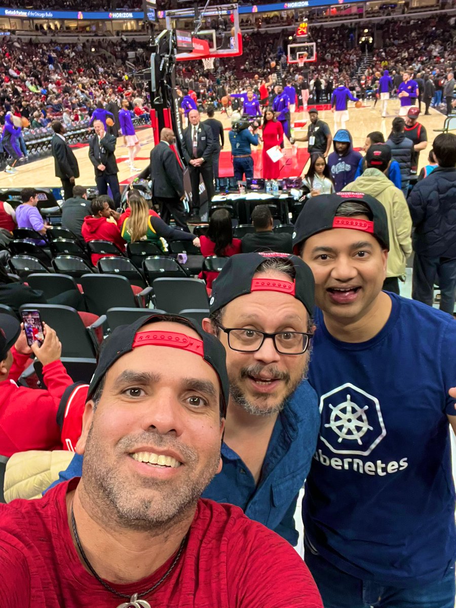 Carlos Santana tweet media