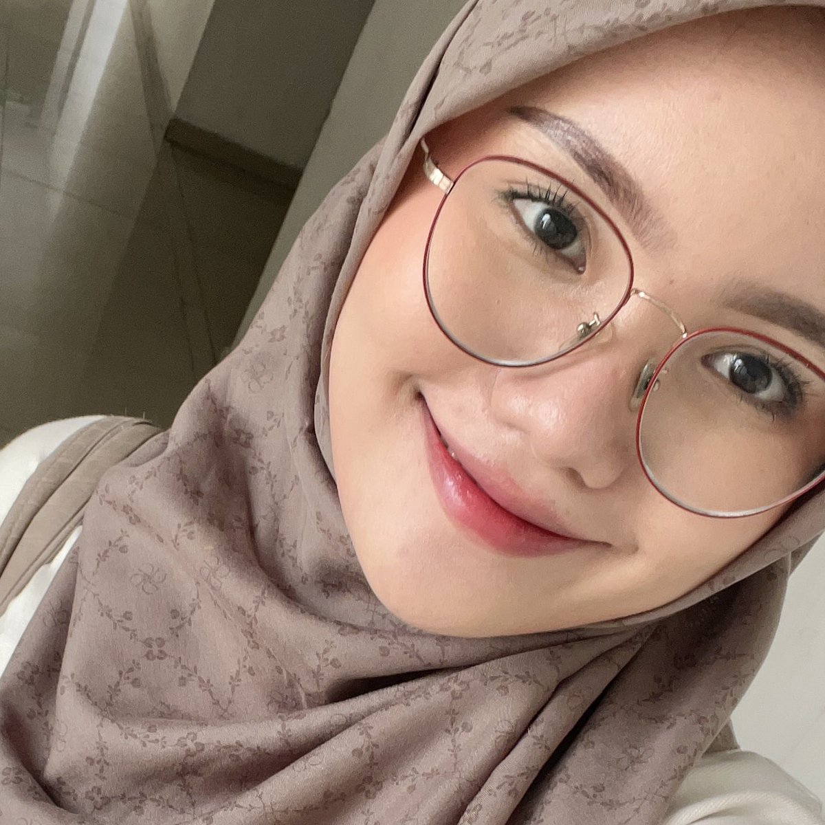 crankygvrl's tweet photo. terpaling sering ditanya

"ko pake ip13 tapi gak jadi butek kamera depannya?"

pasti banyak yg ngerasa ip 11 keatas tuh hasil kamera depannya hd banget tp malah jadi bikin muka butek, jadi sini gue kasih tau tipsnya; https://t.co/DbHhGvkoq5