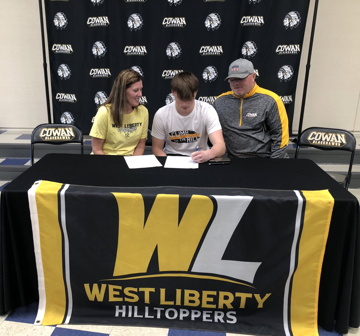 Cowan_Athletics's tweet photo. Congratulations to Levi Abbott as he signed his Letter of Intent to attend West Liberty.  The Hilltoppers are getting a great person and a great wrestler. #BlackhawkPride @WLU_Wrestling @WLathletics https://t.co/RcWpVwgpQw
