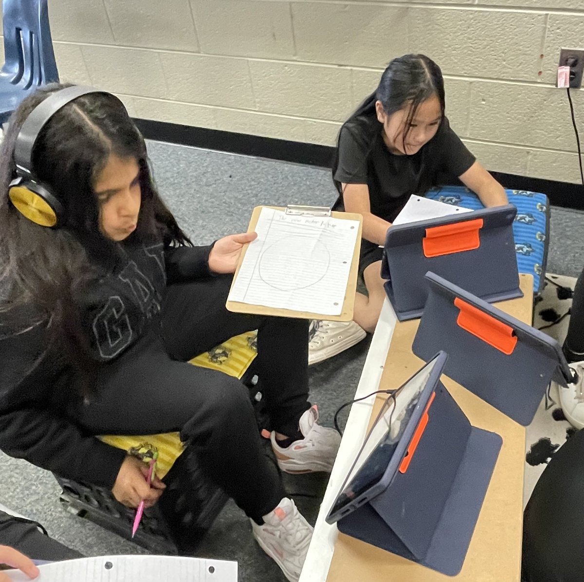Ss in <a href="/YongFearless5th/">Ms.Yong's 5th Graders</a> took a “Journey to the Center of the Earth” today as they utilized JASON Learning’s Tectonic Fury to learn more about the layers of the 🌍 and add to their own diagrams. <a href="/centreridgees/">Centre Ridge Rams</a> #CRESConnections