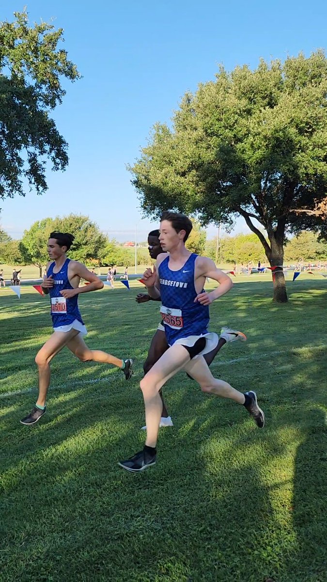 NolanHouse05's tweet photo. So proud of the team at State. Boys took 2nd. Girls took 3rd. This was a great way to end senior year. @josephnwienen and I had top 10 finishes. Couldn't ask for better teammates or coaches. @GTeagleXC https://t.co/f73gZfkLuh