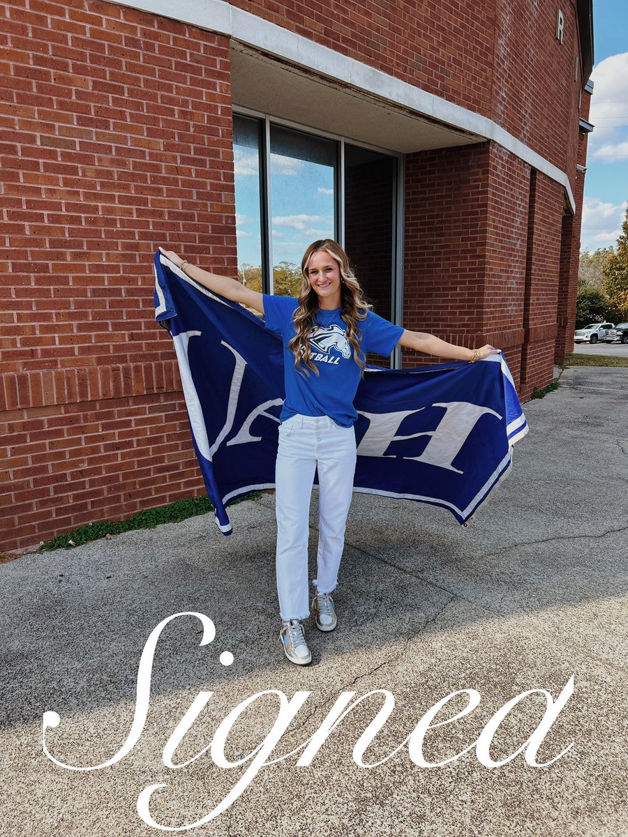 SIGNED✔️ GO CHARGERS💙🥎 <a href="/UAH_SB/">UAH Softball</a> <a href="/UAHCoachLes/">Les Stuedeman</a> <a href="/melcarter24/">Melanie Carter</a> <a href="/UAHChargers/">UAH Chargers</a>