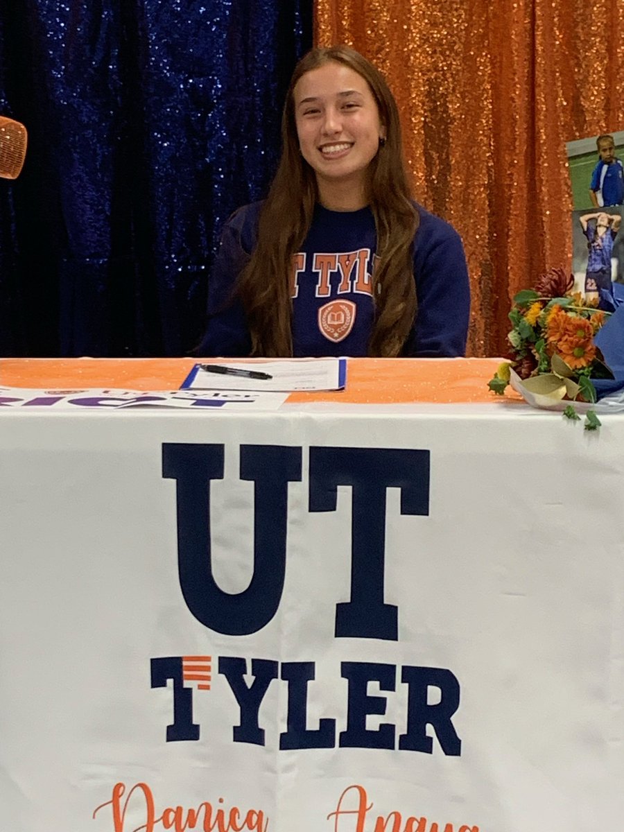 SIGNED!! I want to say a huge thank you to all of my friends, family, and coaches who have supported me throughout this whole journey. So excited to join the patriot family next fall! Talons Up! <a href="/soccerpatriots/">UT Tyler Patriots W Soccer</a>