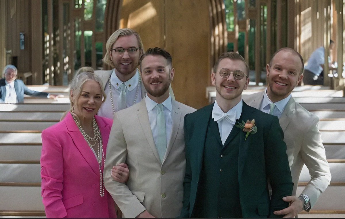 BrothersMoretz's tweet photo. https://t.co/w0J0R9imT3
