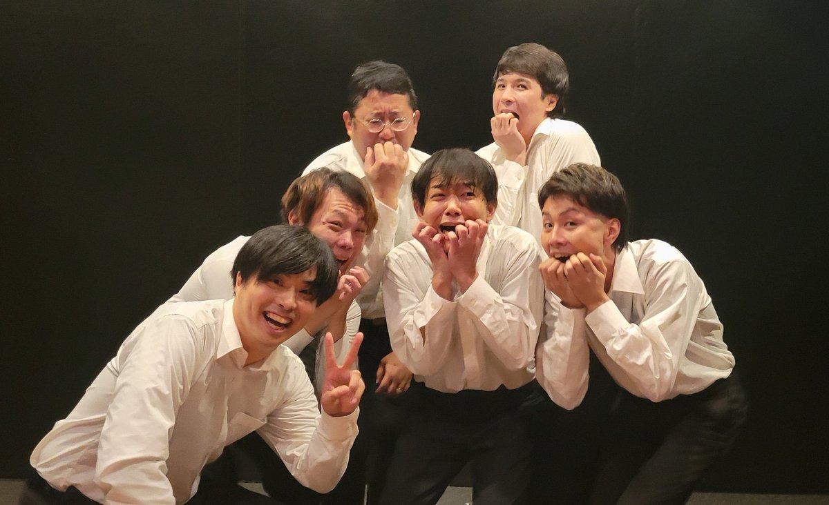 遅れましたが、劇団鉄骨ボレロ第13回コント公演13番目の席を終演することが出来ました。足を運んで頂いた方々、共演者の皆様のおかげです。ありがとうございます。今回長ゼリフ、滑舌に苦しみましたが、なんとか無事に終演することが出来ました。
約1ヶ月の日々はとても楽しかった😁
 #13番目の席