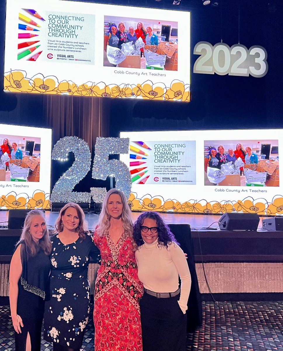 CobbVisualArts's tweet photo. Cobb Visual Arts teachers &amp; students created 170 centerpiece sculptures for the Atlanta Women’s Foundation Luncheon last week. Our art teacher hearts are full and Brooke Shields is amazing! #cobbartrocks https://t.co/Uzehw6nk6h