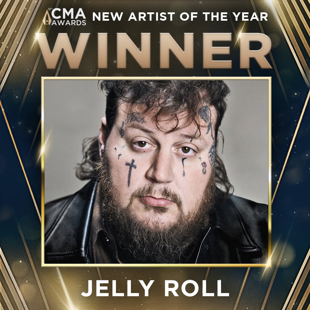 FIRST-TIME WINNER! 🚨 Congratulations @JellyRoll615 on winning #CMAawards NEW ARTIST of the Year! 🙌
