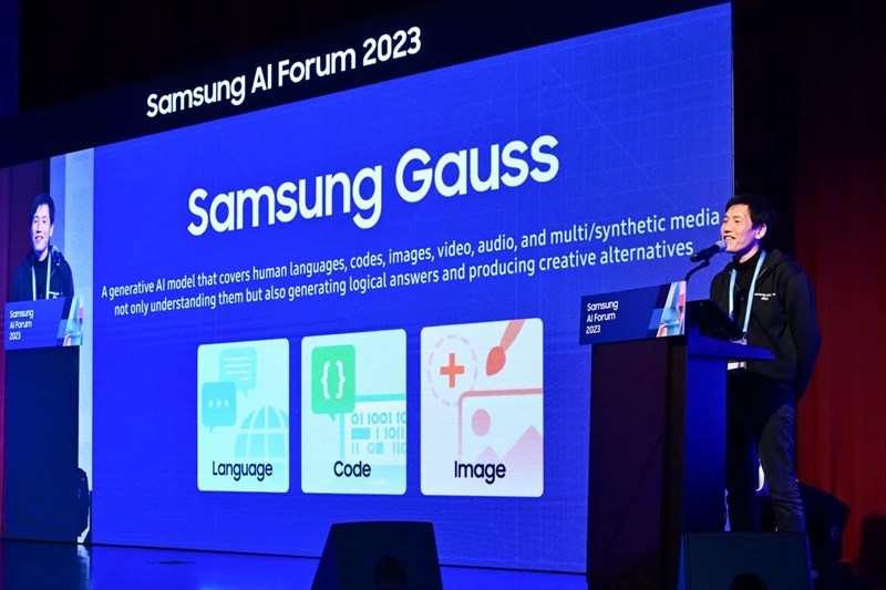 AIHomesio's tweet photo. ππ± #SamsungUnveils the future with #GaussAI - a triad of on-device AI marvels! π€β¨
Read more news: https://t.co/lPkATFskNo
#SamsungAIRevolution #GenerativeAI #SmartTech #GalaxyInnovation #AIProductivity #TechTrendsetter #DigitalGenius #AIForAll #FutureIsNow #TechLaunch2024 https://t.co/zSpaPzLoyG
