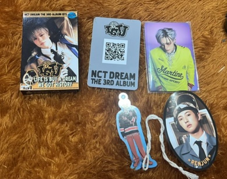 jenjaehyuck's tweet photo. [GIVE AWAY / GA / GIVEAWAY]

guys kayanya karena kasus sushi aku mau up ulang giveaway qr istj &amp; jeno poster istj (album only)

syaratnya nctzen aja sih like &amp; retweet end nanti malem jam 19.00 https://t.co/Tvckgm8ocL