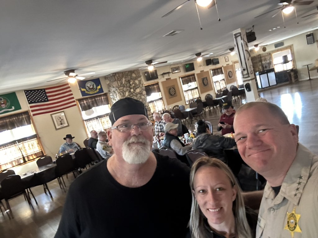 SheriffPogue's tweet photo. Enjoyed a fantastic breakfast with our retired brothers &amp; sisters from the CHP and Sheriff’s Office at the Hitching Post. Kudos to the new owners for upholding great quality and service! It’s these gatherings that weave the fabric of our #LawEnforcement community. #MaderaStrong https://t.co/rXg24S4CJ1