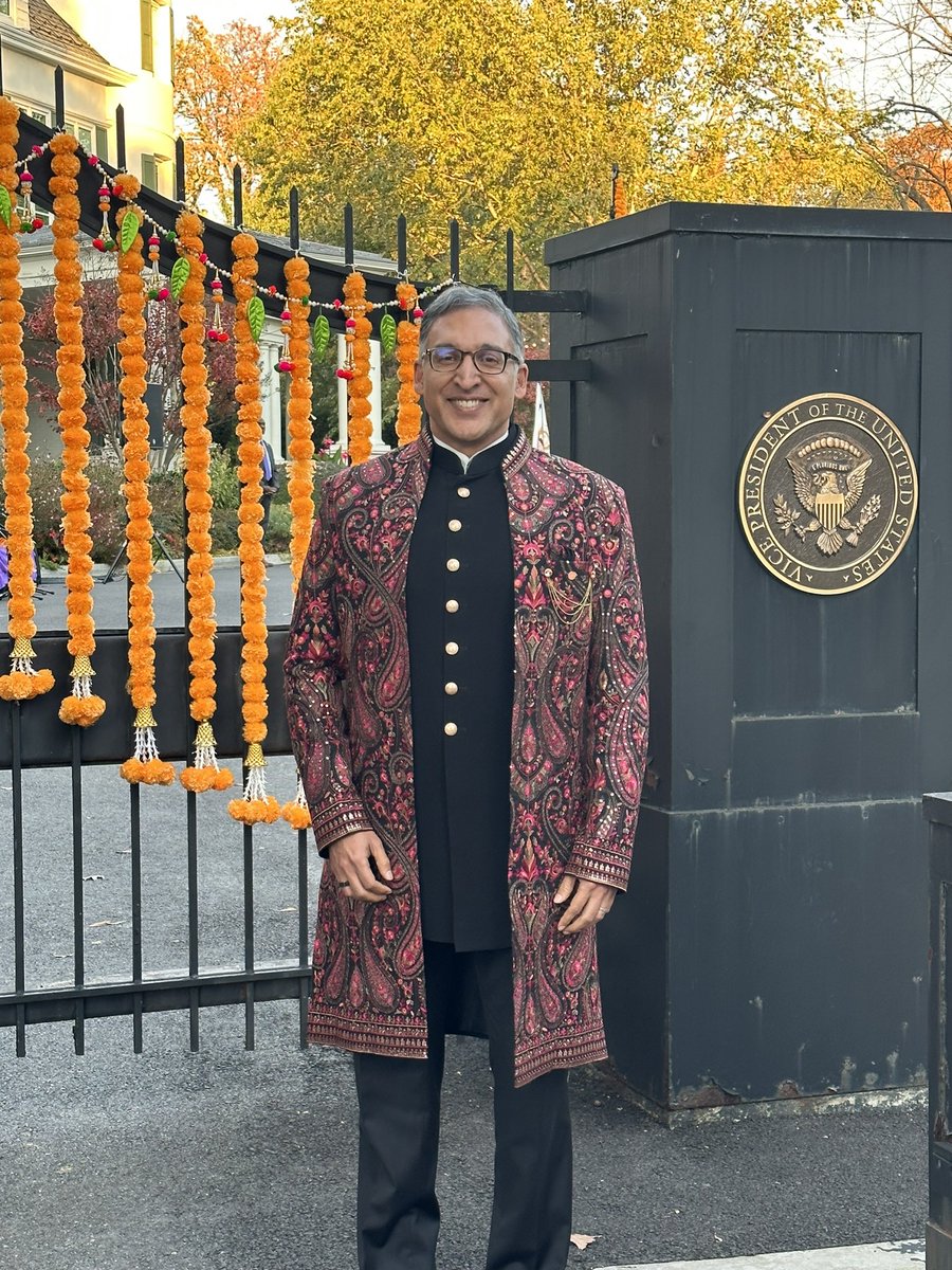 When I was growing up, I hid Diwali from my classmates. No one knew what it was. Now it is being celebrated at @VP house, with our first South Asian+African-American VP. Beyond my wildest dreams. Thx to Venk Modur and Shashank K. Gupta the brilliant designer of my outfit.