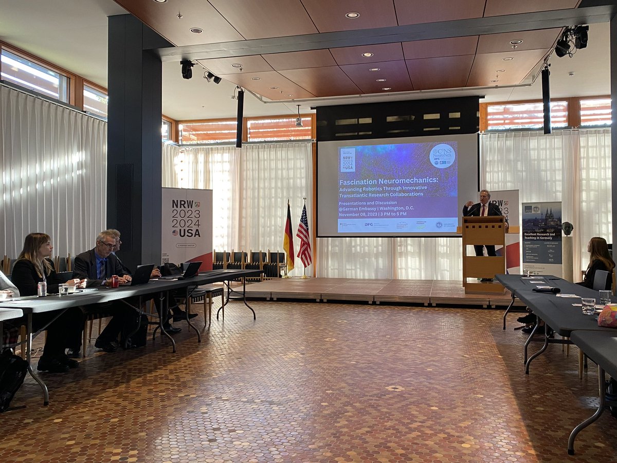 Uni Cologne NY tweet media