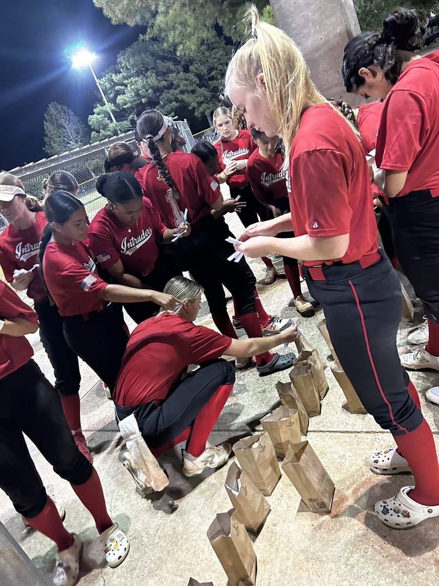 Merris Schroder tweet media