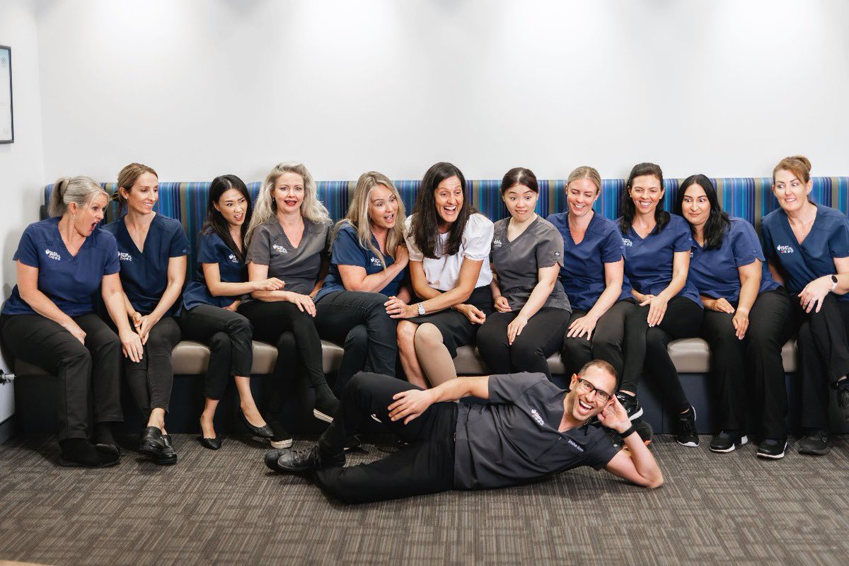 Grins all around with the amazing dental dream team who makes smiles happen! 😁🦷

#dentist #perthdentist #dentalcare #veneers #veneers_smile #smilemakeover #team #dentistsofinstagram #dentists #dentistry