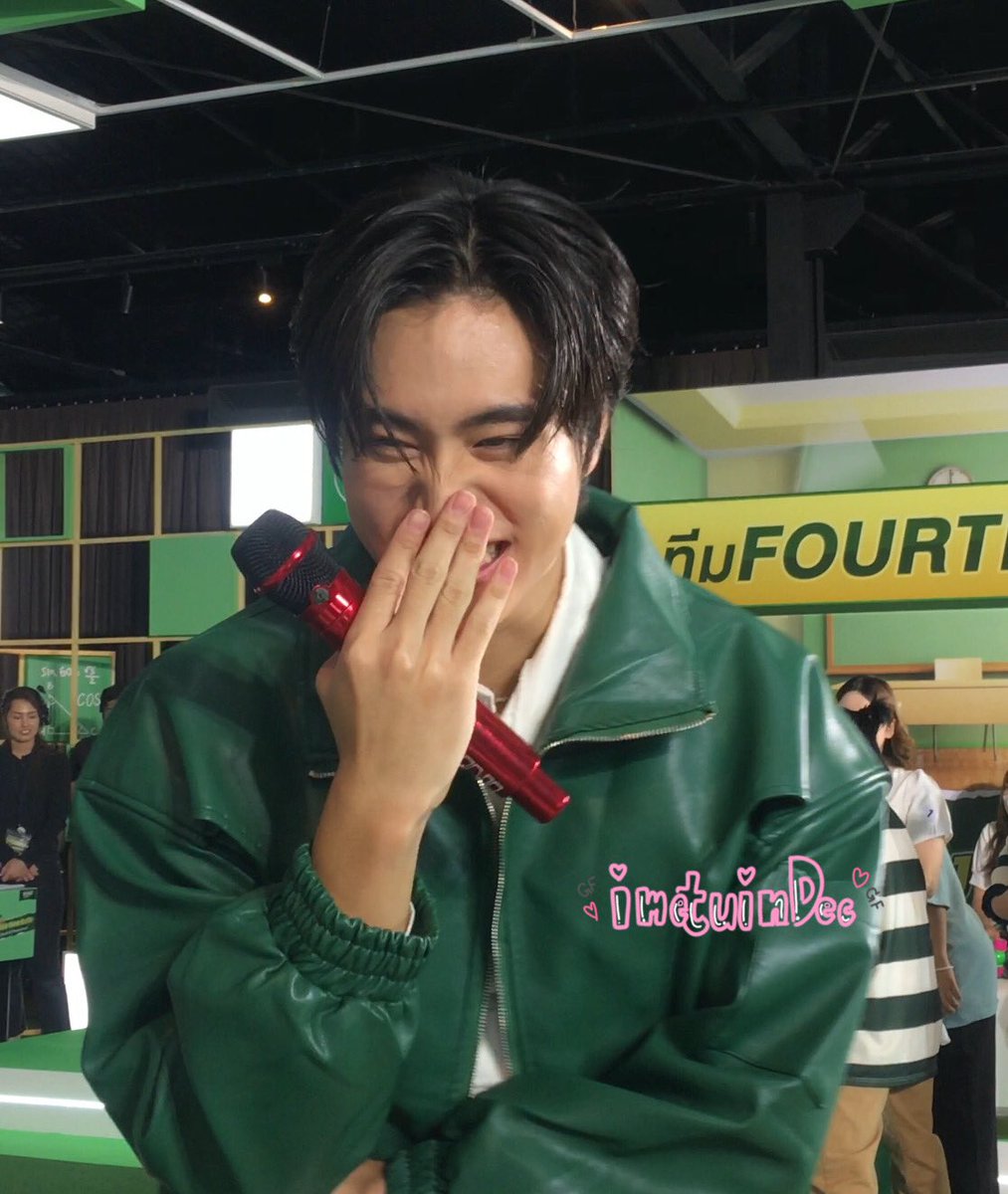 imetuindec138's tweet image. รอยยิ้มเจมีไนน์ยาใจมาก🥺 ขำจนแก้มออกโชว์ฟันทุกซี่น่ารักมักก 

( ใดๆคือนิ้วเจมสวยมาก）

#ไม่รู้บอกใครไม่ไหวบอกแบรนด์xGF
#Gemini_NT #เจมีไนน์ @gemini_ti