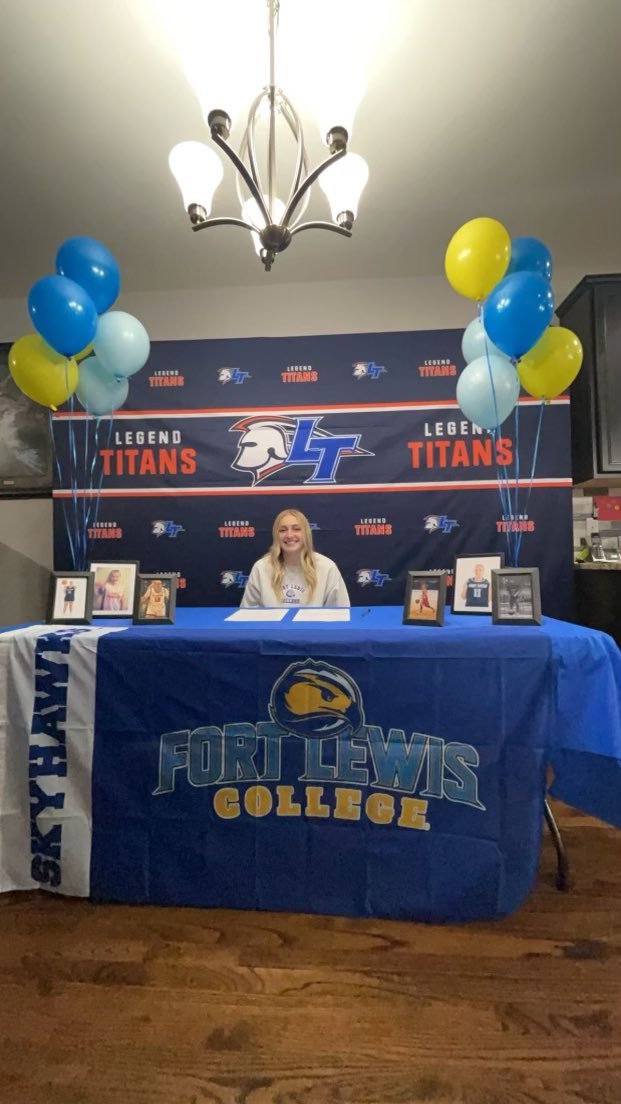 FortLewis_WBB's tweet photo. Wₑₗcₒₘₑ ₜₒ yₒᵤᵣ fₐₘᵢₗy 

Say hi &amp; show ❤️ to @_katielamb4 from Parker, CO! 

🩷🩵💛🤍

#AllIn #ToTheTop #nationalsigningday https://t.co/OfqkAAuiHz