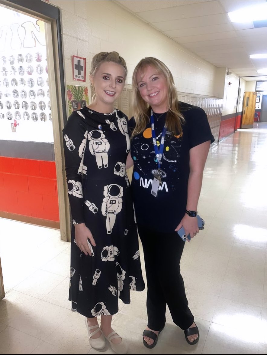 Two mid-southerners, both educated in the NY Capitol Region, coming together to bring STEM integration &amp; unforgettable experiences to students in rural TN. So thankful for Lily of <a href="/ArtTechnically/">Art Technically</a> for her partnership over the years &amp; for coordinating today’s <a href="/Space_Station/">International Space Station</a> event.