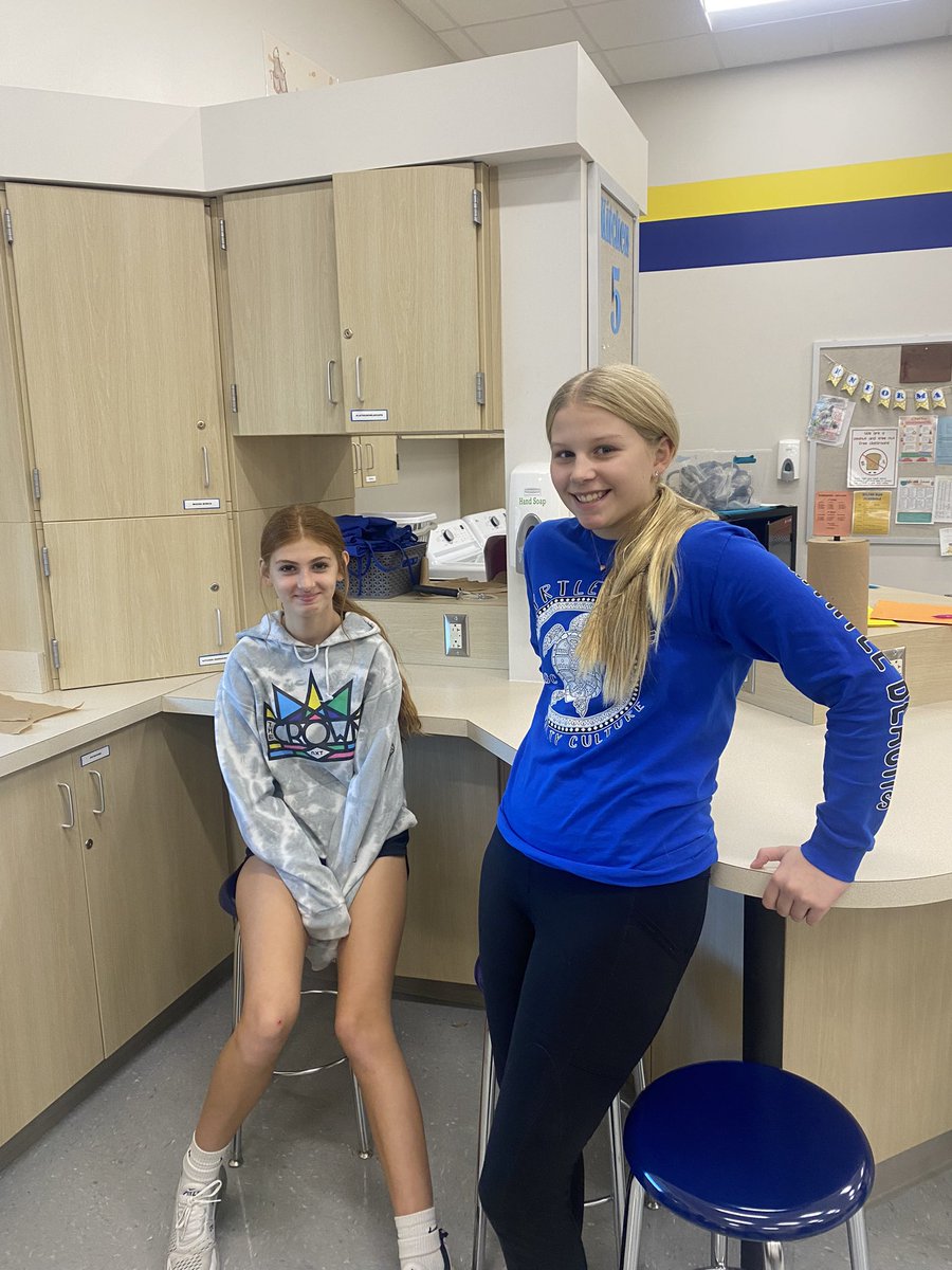 Kelly Berg Canon-McMillan Middle School tweet media