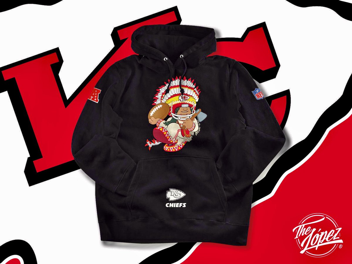 ChiefsMX's tweet photo. Nueva sudadera cortesía de The López, más info de tallas y costo en https://t.co/ZjNE42E4UF https://t.co/nrMc0HvKZ9