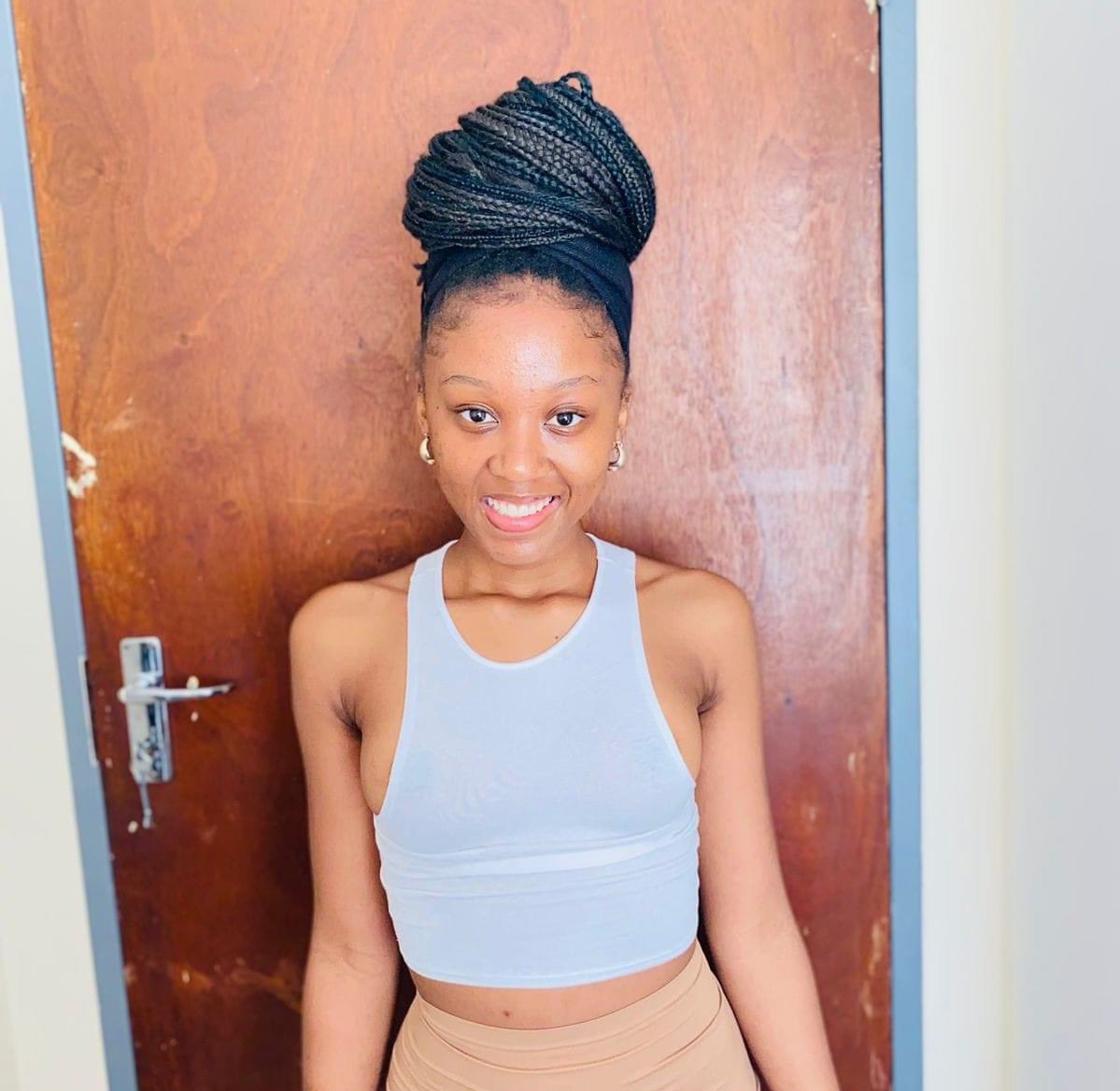AdvoBarryRoux's tweet photo. Lesego Mamello Motaung (22) was last seen on 30 October 2023, on her way to work at a Food Chain Restaurant in Zastron Street, Wesdene, Bloemfontein. 

Anyone with info, can contact Captain Yaliwe Mokoena at 082 526 2653 or Crime Stop on 08600 10111. https://t.co/jCWc3XCFDh