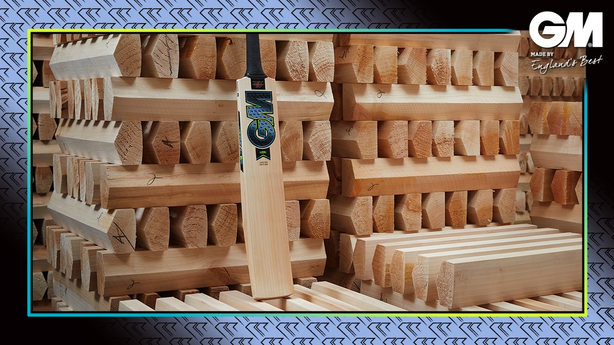 GMCricket's tweet photo. New for 2024, the eye-catching Aion is all about front foot power and complete performance. Featuring a new Fuze grip, Aion offers outstanding weight and feel. Also available in junior sizes 🏏 #gm2024 #gmaion #MBEB #MadeInEngland #Cricket https://t.co/3DUPnSFtIb