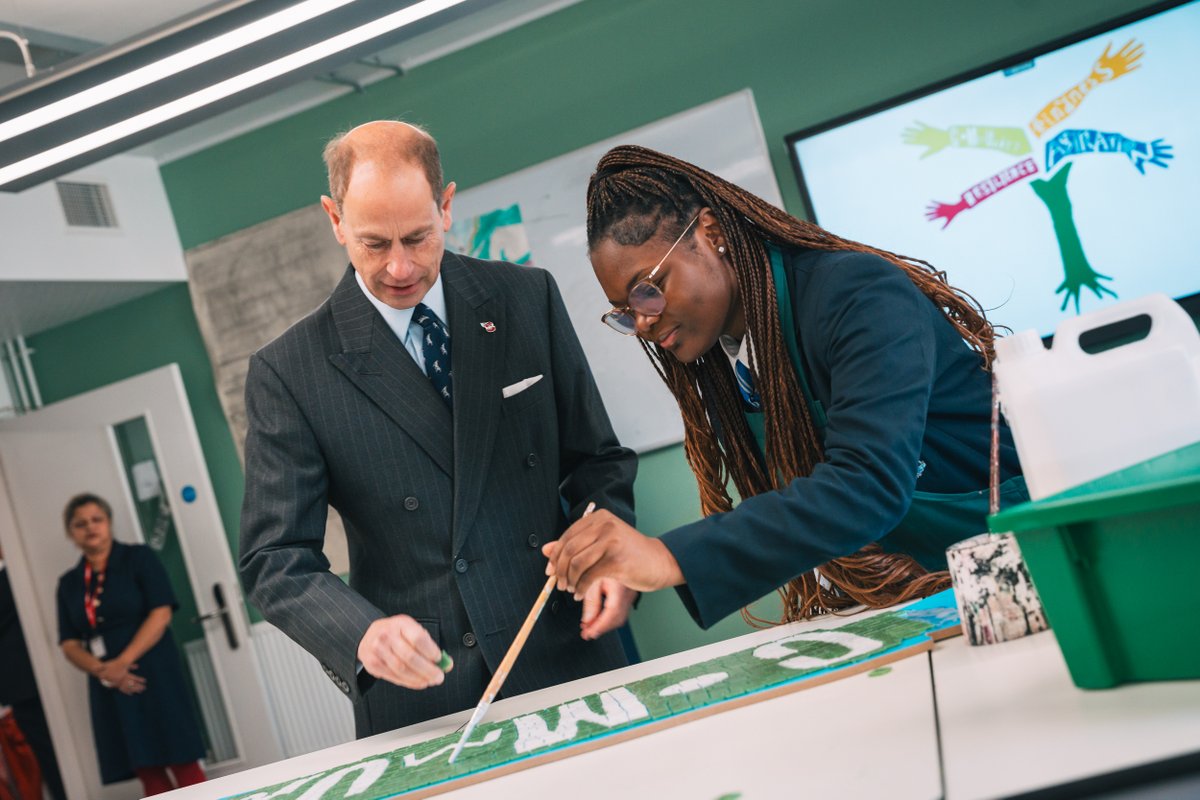 EngagingE's tweet photo. What a Tuesday!
 
The EE Media Team had the pleasure of meeting HRH The Duke of Edinburgh during his visit to @habstrustsouth in @lb_southwark.
 
We couldn't be prouder to have been part of this extraordinary day for Haberdashers'.
 
#ProudToBeHaberdashers #HaberdashersAdvantage https://t.co/4daHAoaagH
