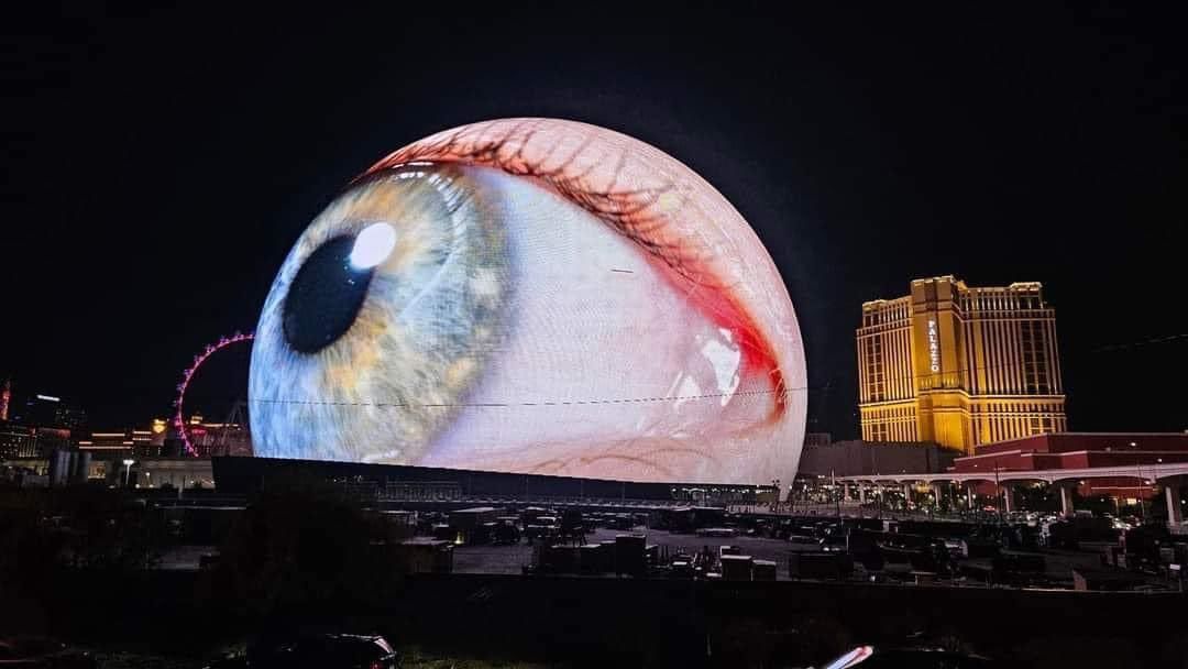 MSG Sphere application has been referred to Mayor of London. It would look very like this one in Vegas, but on a cramped site in Stratford with residential properties on 3 sides, some just 50m away.

Decision by 20 Nov so object NOW via the comments form.
buff.ly/3Mz6y73