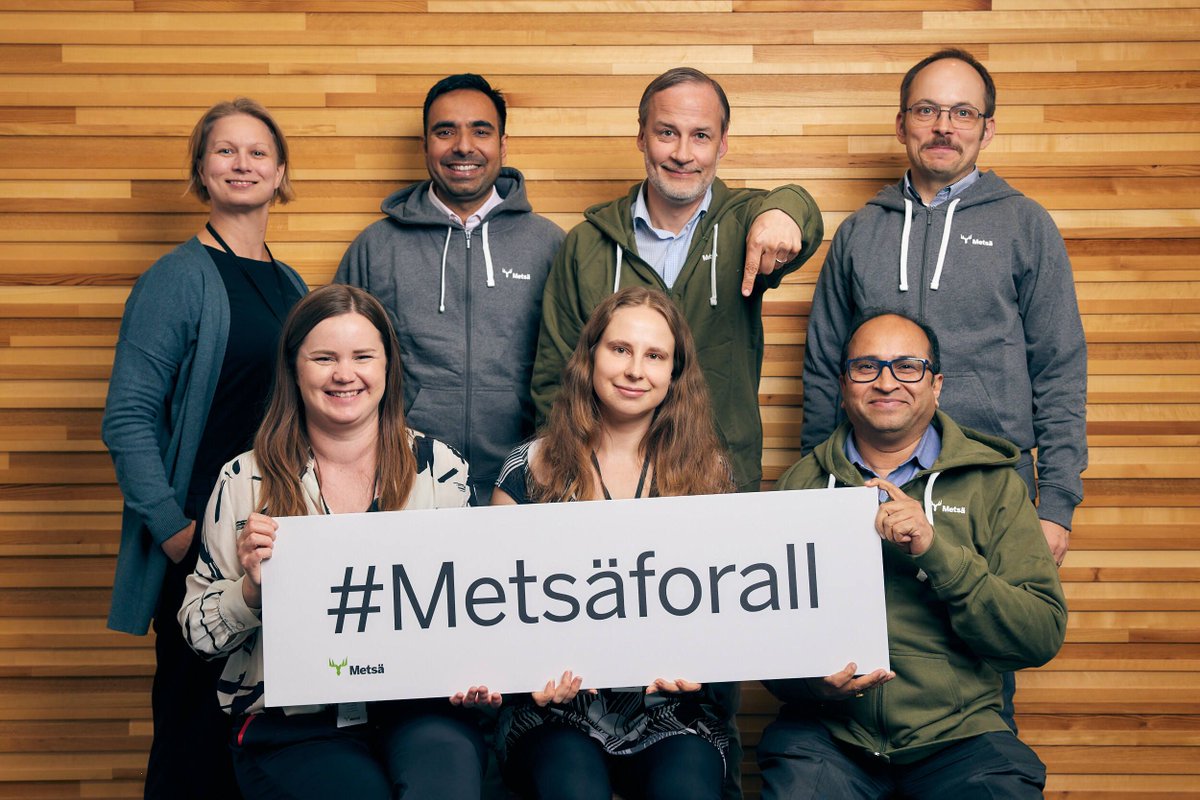 MetsaSpring's tweet image. The @MetsaSpring team has been growing this year.

In today's #ThursdayThread we introduce a few of the people propelling our passion for sustainable innovations that find new purposes for Nordic wood! 
🧵🌲🌲🌲 (1/9).

#meettheteam #woodinnovaiton