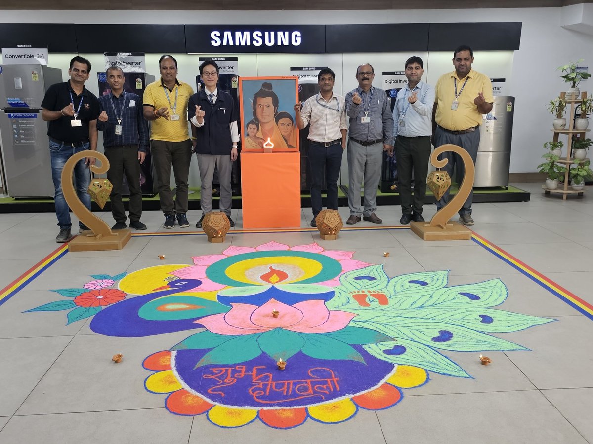 RAWATAK's tweet photo. @arungovil12 @LahriSunil @ChikhliaDipika 
Diwali Celebrations in office with You makes it most memorable. 
It's made by one of our colleagues. 
Jai Shri Ram https://t.co/jXxYkxPAJI