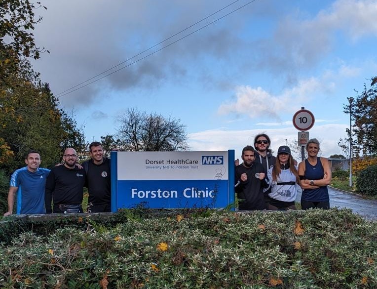 DorsetHealth's tweet photo. Congratulations to our colleagues who have raised more than £3,000 to fund an all-new mental health boxing group in Weymouth.

The team ran almost 12km from our Forston Clinic site in Charlton Down to the Linden Unit in Weymouth. https://t.co/HO9sGMVtN2