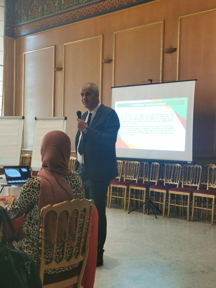sdvtunis's tweet photo. M. Hicham Kasmi, Chef de division des grands projet et suivi de la gestion déléguée à la Commune de Tétouan, présente l'exemple de Tétouan avec la mise en oeuvre du plan d'action communal ainsi que son suivi https://t.co/DaK77ZziFZ