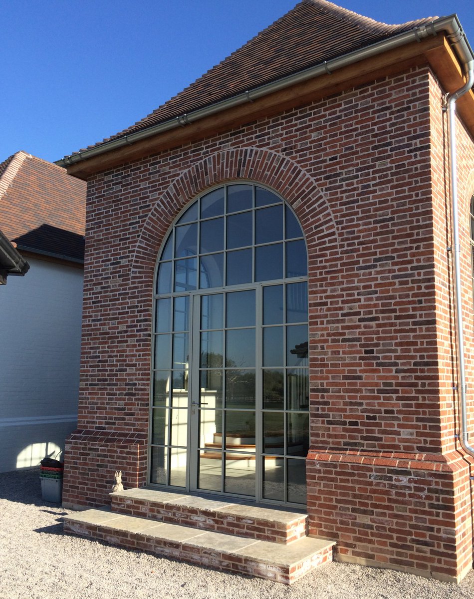 IAT04's tweet photo. As part of our effort to offer innovated and new products to our customers see photos of new products that we are currently adding to our portfolio.

Slim as Steel Windows introduces a revolutionary solution featuring the slimmest aluminium profiles available. https://t.co/BHzMVbciEd
