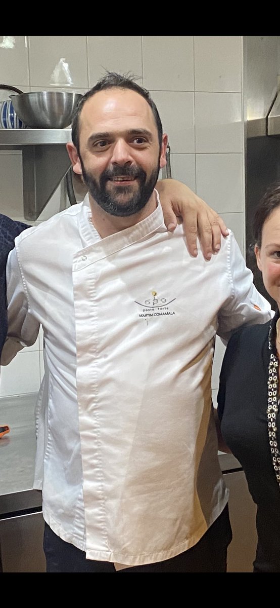 Felicitats!!! Troç de cuiner i gran paio!!! <a href="/ComamalaMartin/">539 Plats Forts</a> cuiner de l’any 2023.