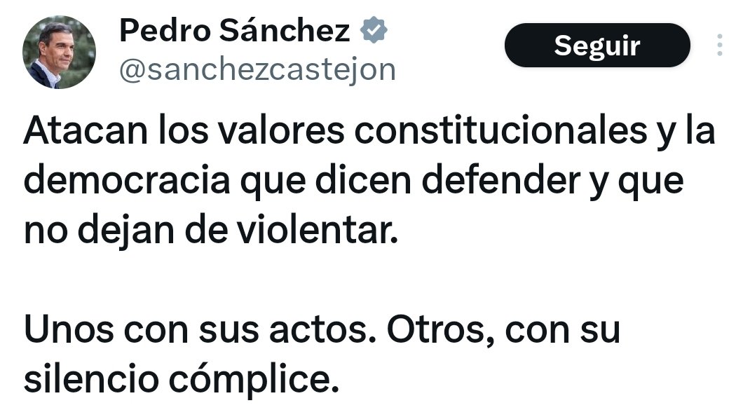 me_guan's tweet photo. Parece que estuviese hablando de su banda. https://t.co/zpF4JBA68t